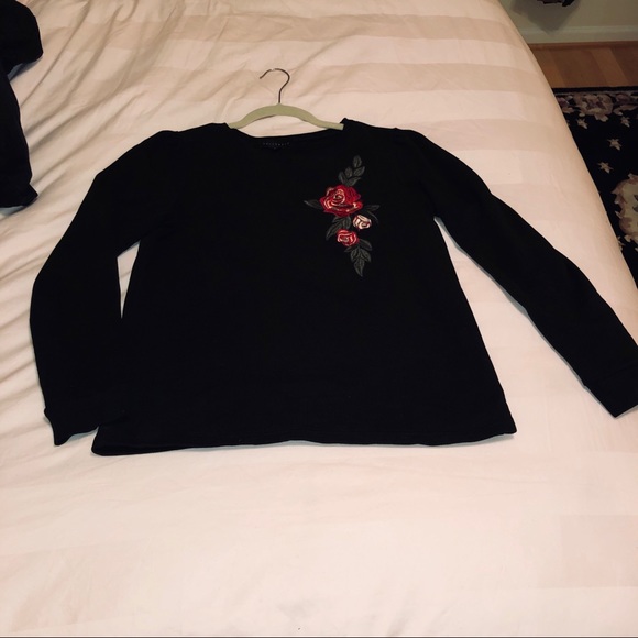 Sanctuary Sweaters - Sanctuary embroidered rose crew neck